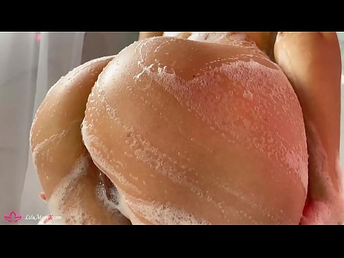 ❤️ Brunette si masturba a figa cù un vibratore per un orgasmu intensu in a doccia ❤ Video porno à co.com-porn-kai.ru